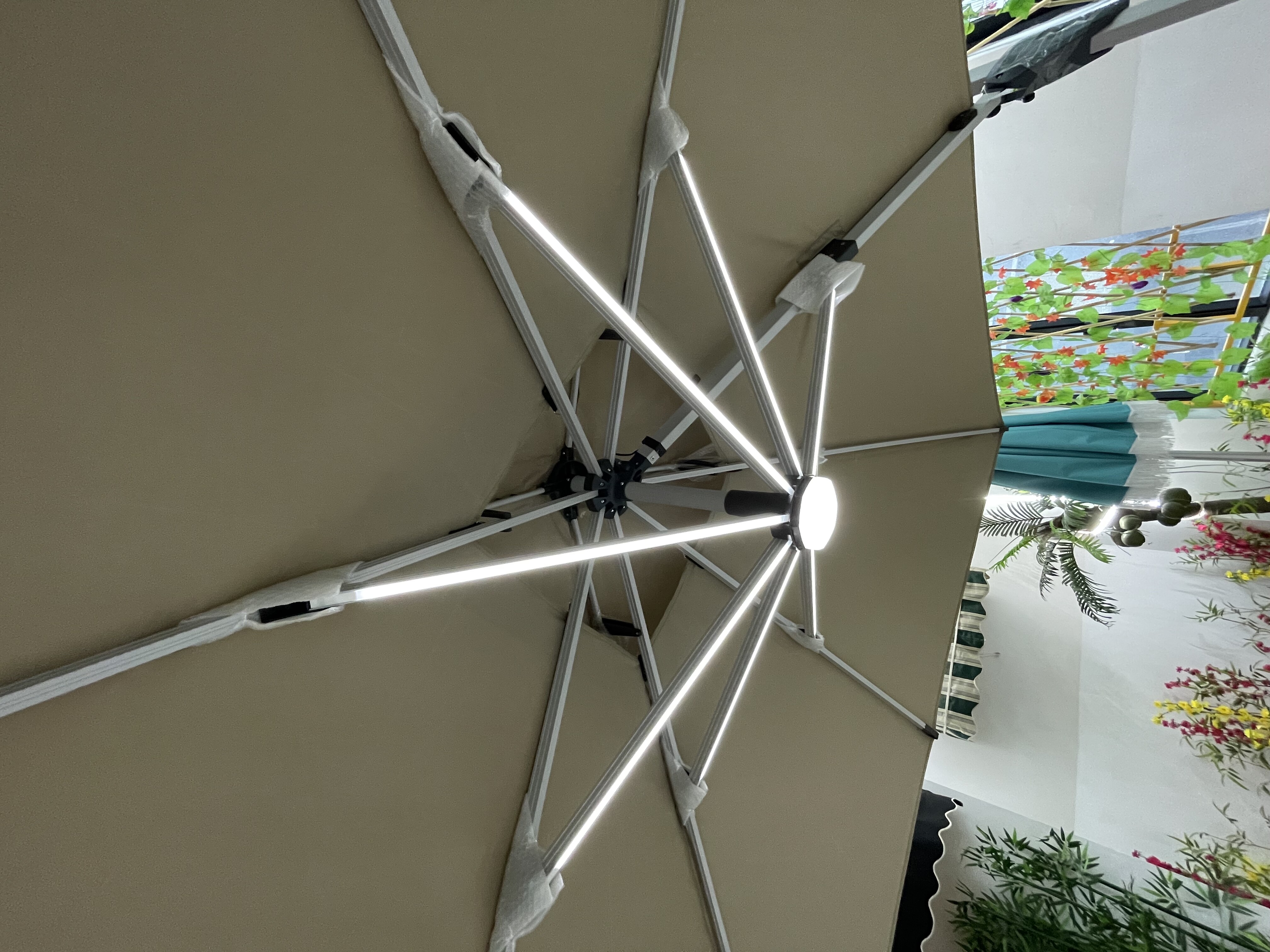 Kids Led Umbrella Solar Patio  – обзор и цена Kids Outdoor Table With Umbrella